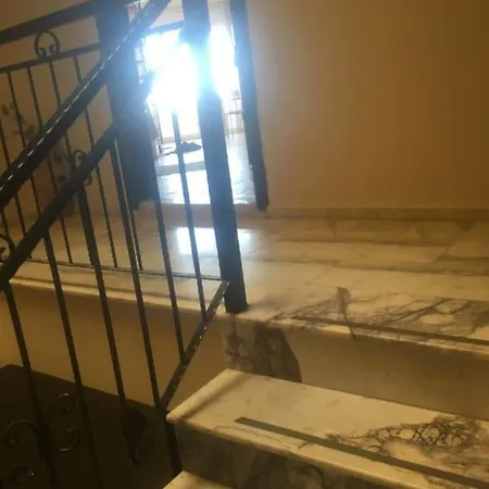 Superb Penthouse Sleeps 8 6 Beds *