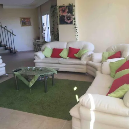 Villa Superb Penthouse Sleeps 8 6 Beds *